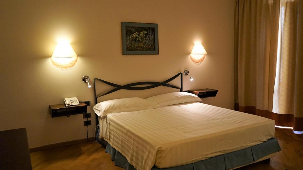 Le Tre Vaselle Resort & Spa Torgiano Exteriör bild